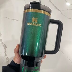 Stanley x Wicked elphaba 40 oz